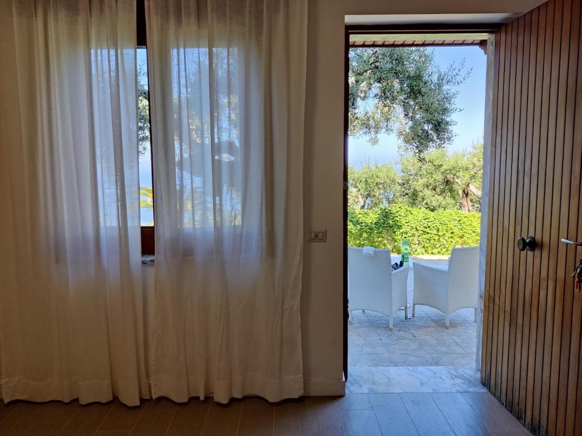 Appartamento Il Nido del Gabbiano Massa Lubrense Esterno foto
